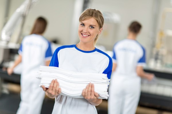 How A Commercial Laundry Service Can Revolutionize Your Business